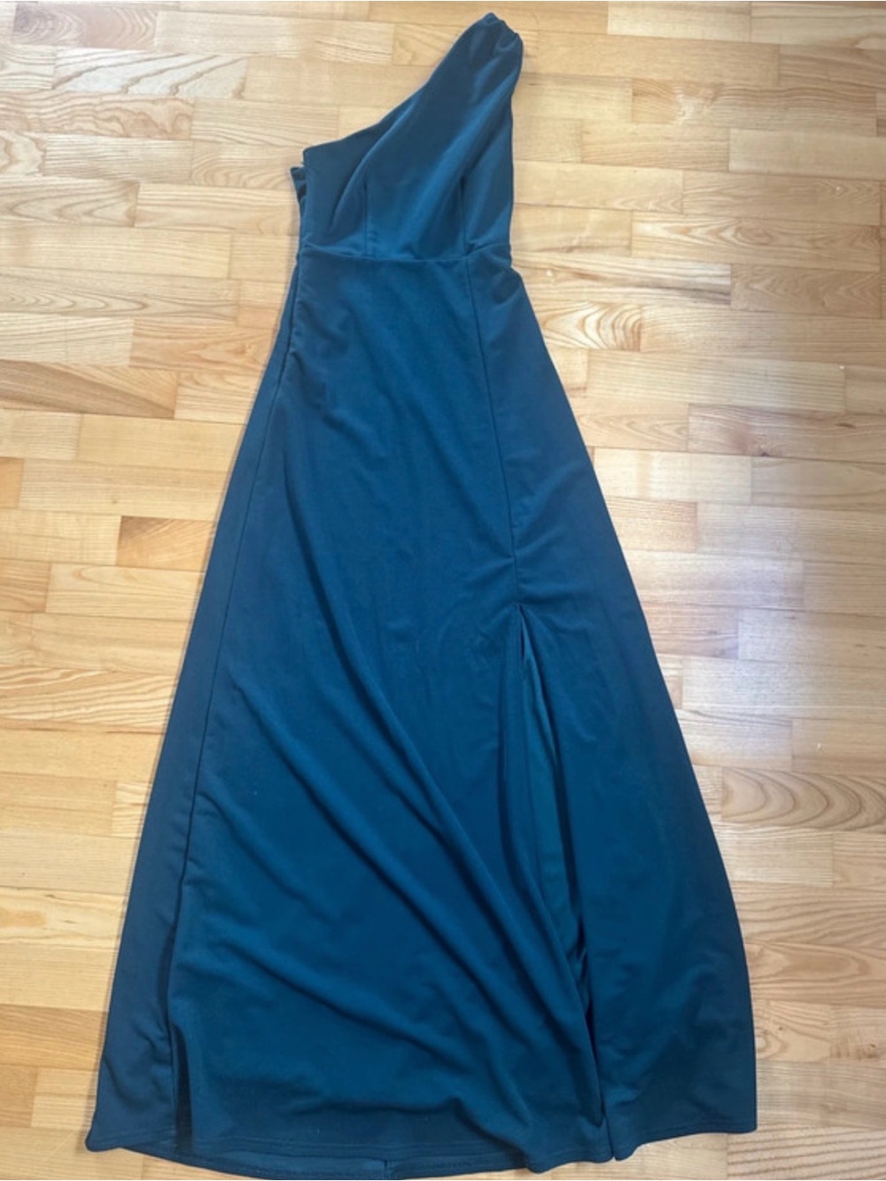Birdy Grey One-Shoulder Emerald Maxi Gown